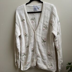 VTG Cable Isle Knitters Flower Embroidery Grandmacore Cardigan Sweater Size L